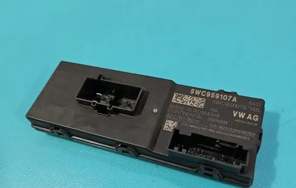 Skoda Superb B8 (3V) Central body control module 5WC959107A IMPRK1552022