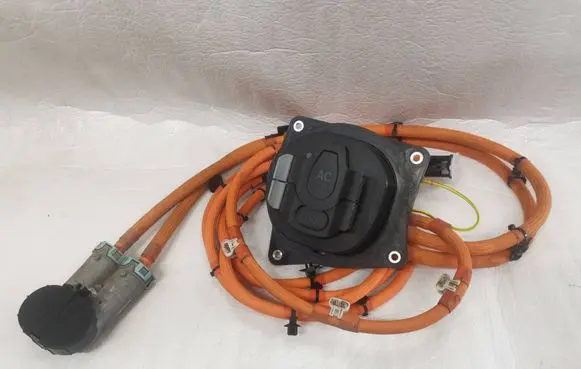BMW i4 Electric car charge socket 5B39C72 61125B39C72 5A0FBA5