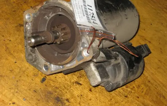 Volkswagen Polo III 6N 6N2 6NF Starter motor