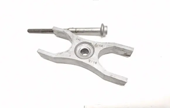 Audi A4 S4 B9 Fuel Injector clamp holder 04L216A