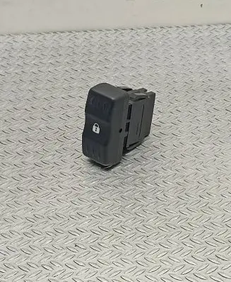 Dacia Logan I Central locking switch button 870249