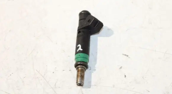 BMW X5 E70 Fuel injector 7525721