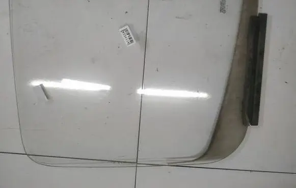 Ford Transit Front door window glass four-door AS2