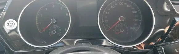 Volkswagen Touran III Speedometer (instrument cluster)