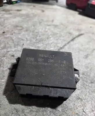 Renault Laguna II Parking PDC control unit/module 8200051286
