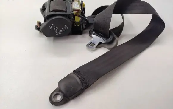 Honda Accord Front seatbelt