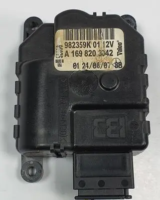 Mercedes-Benz A W169 A/C air flow flap actuator/motor A1698203042