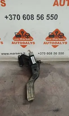 Ford Mondeo Mk III Accelerator throttle pedal 2S719F836DA 131900000215