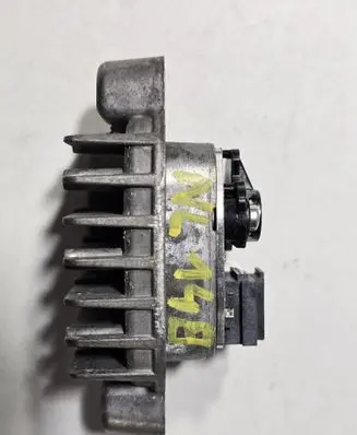 BMW 1 F20 F21 LED ballast control module 19813000