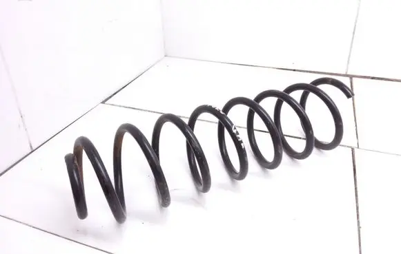 Volkswagen Polo III 6N 6N2 6NF Rear coil spring