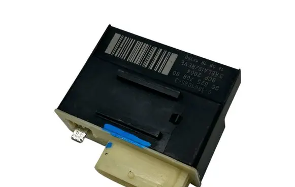 Peugeot 407 Glow plug pre-heat relay 018010953 091814360 9662570880