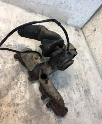 Volkswagen Jetta VI Turbo 03g971858aa