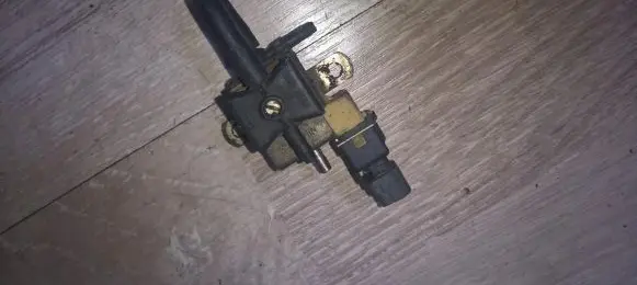 KIA Clarus Turbo solenoid valve