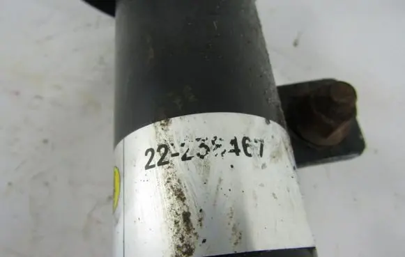 Hyundai Santa Fe Front shock absorber/damper 22238467