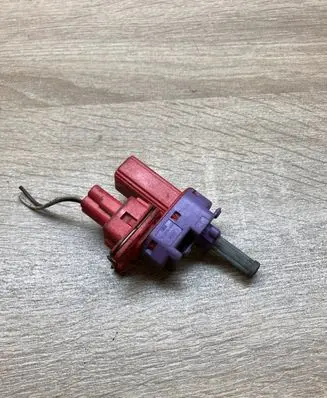 Ford Focus Brake pedal sensor switch 98AB7C534AA
