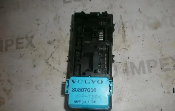 Fuse box set