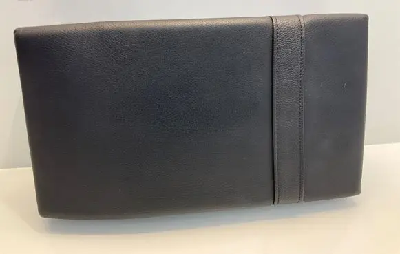 Mercedes-Benz CLS C219 Rear seat armrest 