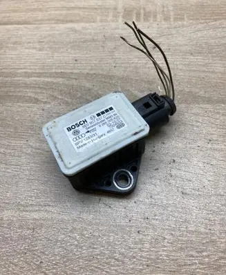 Audi A4 S4 B6 8E 8H ESP acceleration yaw rate sensor 8E0907637C 0265005620