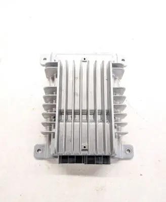 Infiniti QX50 (J50) Sound amplifier 280611BM0A