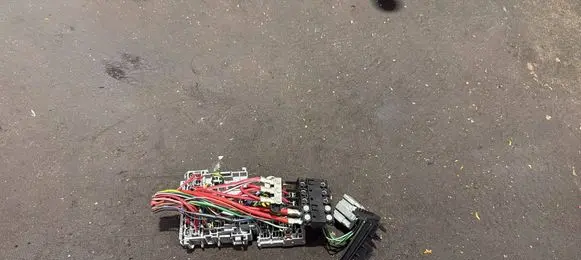 Volvo S60 Fuse module 8690698