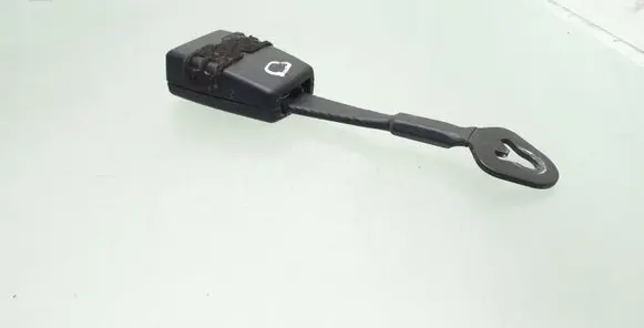 Audi A4 S4 B6 8E 8H Front seatbelt buckle 8H0857755