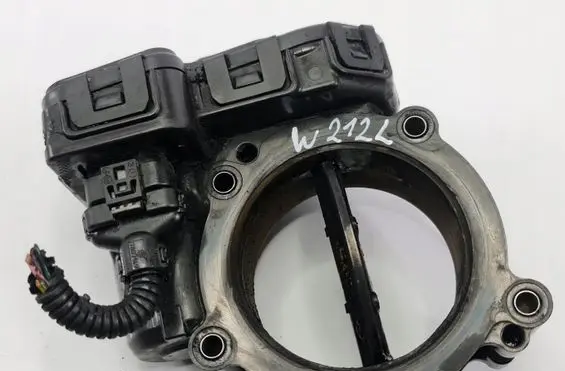 Mercedes-Benz E W212 Throttle valve A6510900270