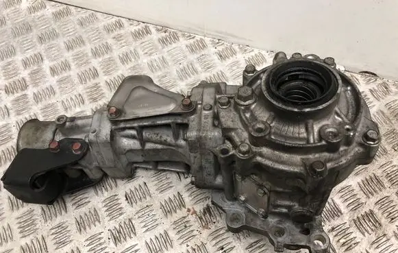 Citroen C-Crosser Gearbox transfer box case 067023