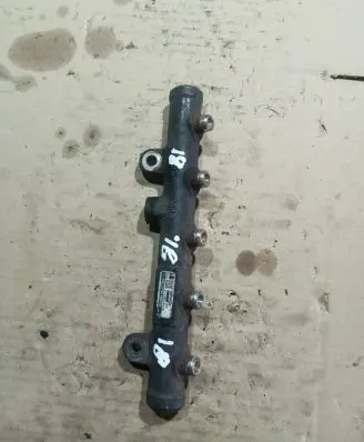 Volvo V50 Fuel main line pipe 9681649580 0610983395 0612202552