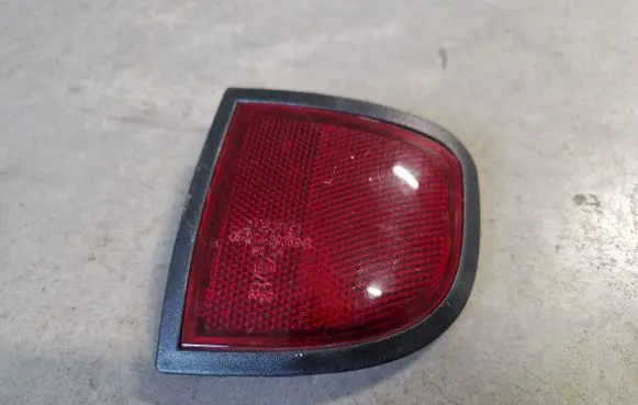 Mitsubishi L200 Rear tail light reflector 
