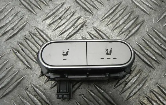 Mercedes-Benz GLE W167 Seat heating switch A1679059800