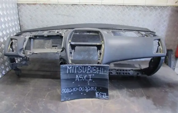 Mitsubishi ASX Dashboard 