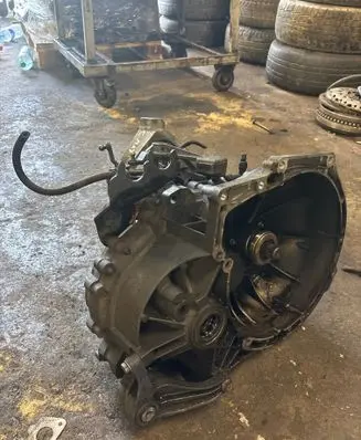 Ford Focus C-MAX Manual 5 speed gearbox 3MR57F096 MTX75