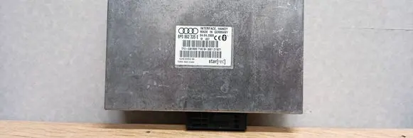 Audi A4 S4 B7 8E 8H Bluetooth control unit module 8P0862335F 4JHB00051CB4