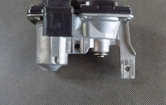 Skoda Karoq Throttle valve