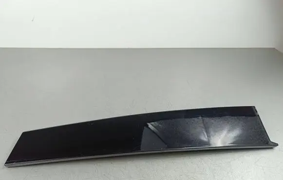 KIA Sorento IV Other front door trim element 82260P2000