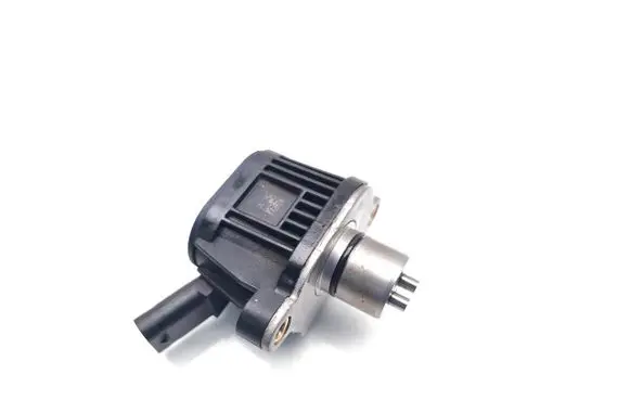 Audi A3 S3 8V Camshaft vanos timing valve 04E906048A 10409903