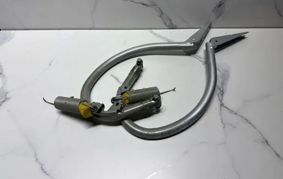 Mercedes-Benz E C207 W207 Loading door hinge set A207750528