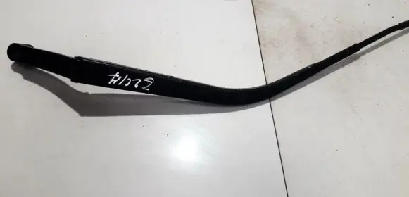 Mitsubishi Outlander Front wiper blade arm 18453
