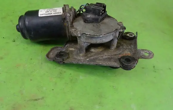 Opel Agila A Wiper motor