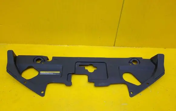 Engine bonnet/hood lock trim molding