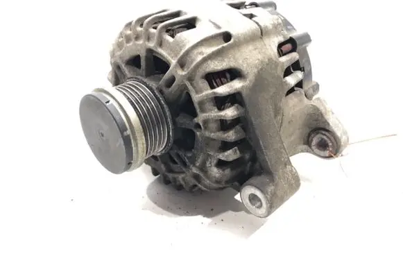 Chevrolet Cruze Generator/alternator 13581893