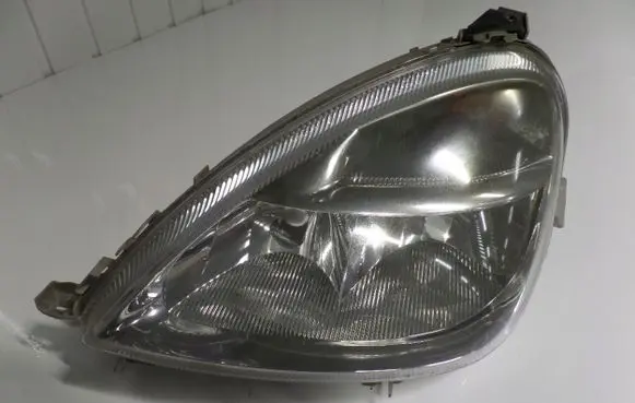 Mercedes-Benz A W168 Headlight/headlamp A1688201761