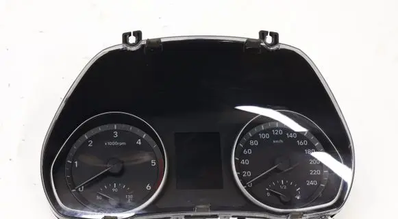 Hyundai i30 Speedometer (instrument cluster) 94003-G4022