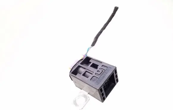 Audi A4 S4 B8 8K Battery relay fuse 4F0915519