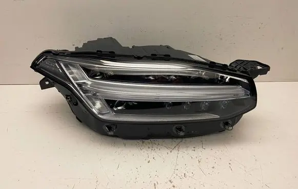 Volvo XC90 Headlight/headlamp 32404716 89917410