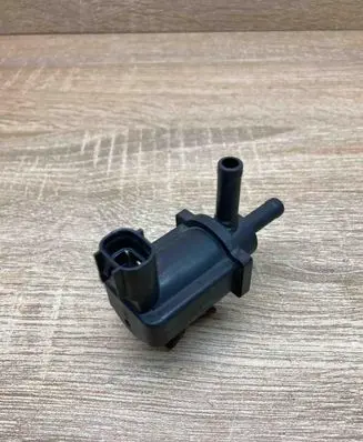 Toyota Prius (XW20) Turbo solenoid valve 9091012259 1362002771