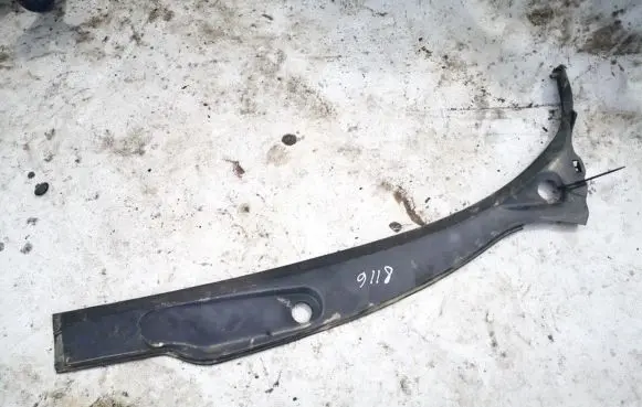 Peugeot 206 Wiper trim 9630607577