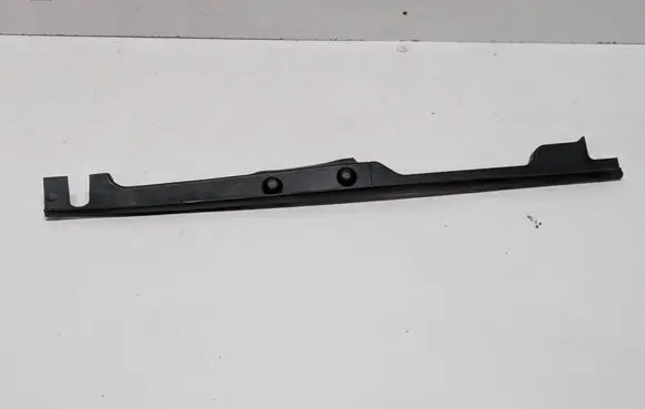 Audi A4 S4 B9 Fender end trim 8W0820581