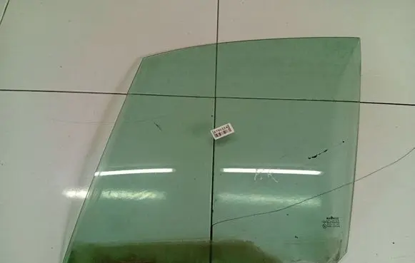 Renault Scenic II - Grand scenic II Front door window glass four-door As2
