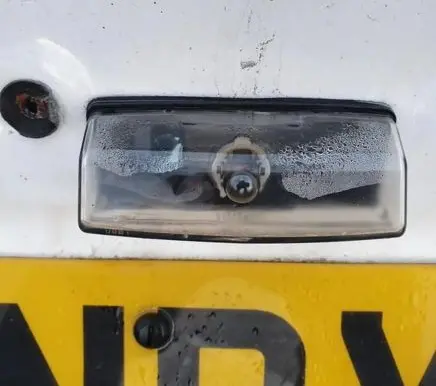Toyota Prius (XW20) Number plate light